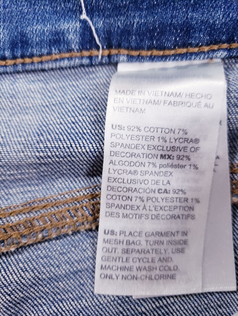 Chico's Beaded So Slimming Girlfriend Slim Leg Ankle Jeans Women's Size 12 - Picture 11 of 12